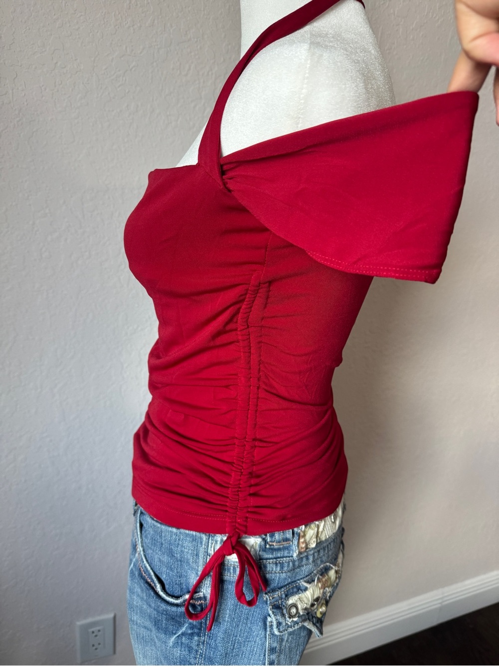 Y2K Wet Seal Red Ruched Halter Top Adjustable Tie Side - Picture 2 of 9